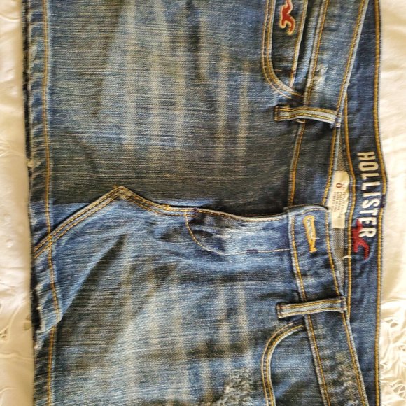 Hollister Mini Skirt - Picture 3 of 7